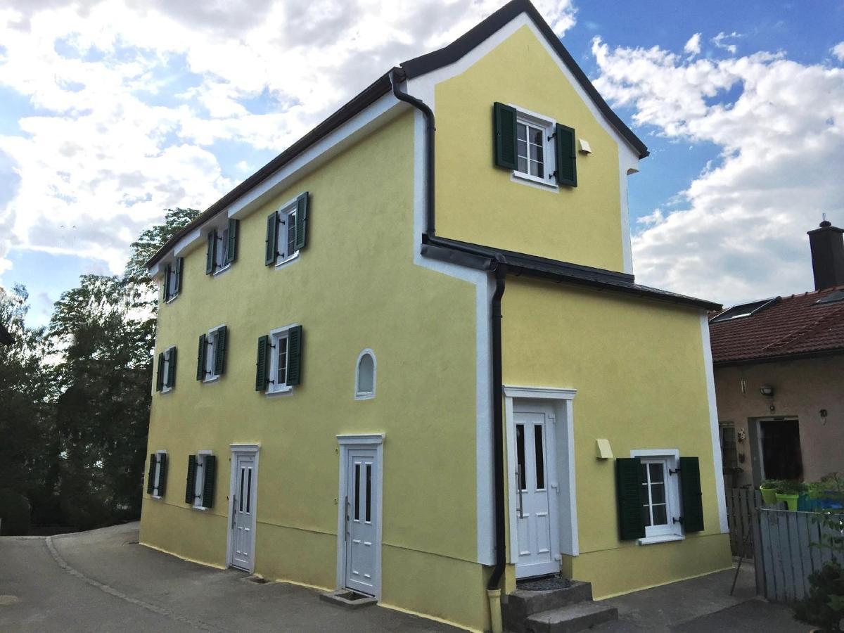 Haus Am Eck - Gaestehaus Und Appartements Altötting Buitenkant foto